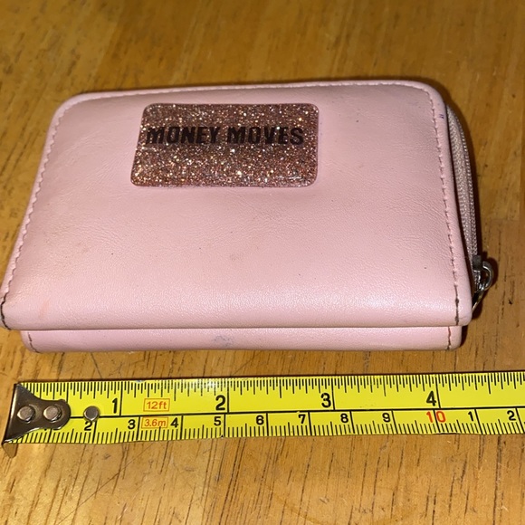 Money Moves faux Leather pink Credit Card Holder Accordion Wallet pre-owned stil - Picture 8 of 9